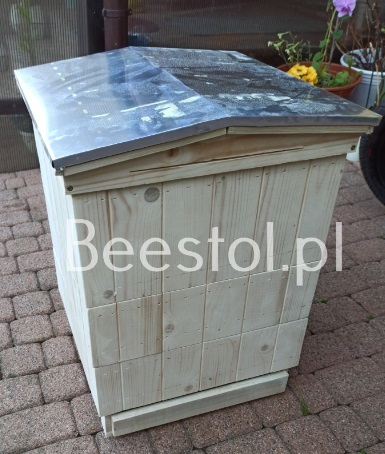 National Beehive gable roof flat pack (1)